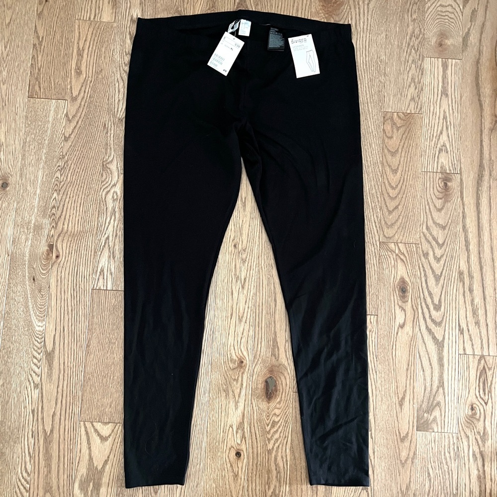NWT H&M Divided black leggings